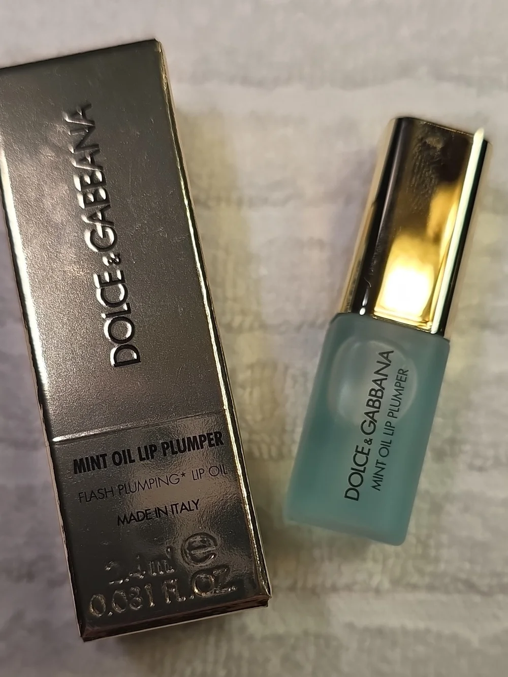 Dolce & Gabbana Mint Oil Lip Plumper — Mint Green